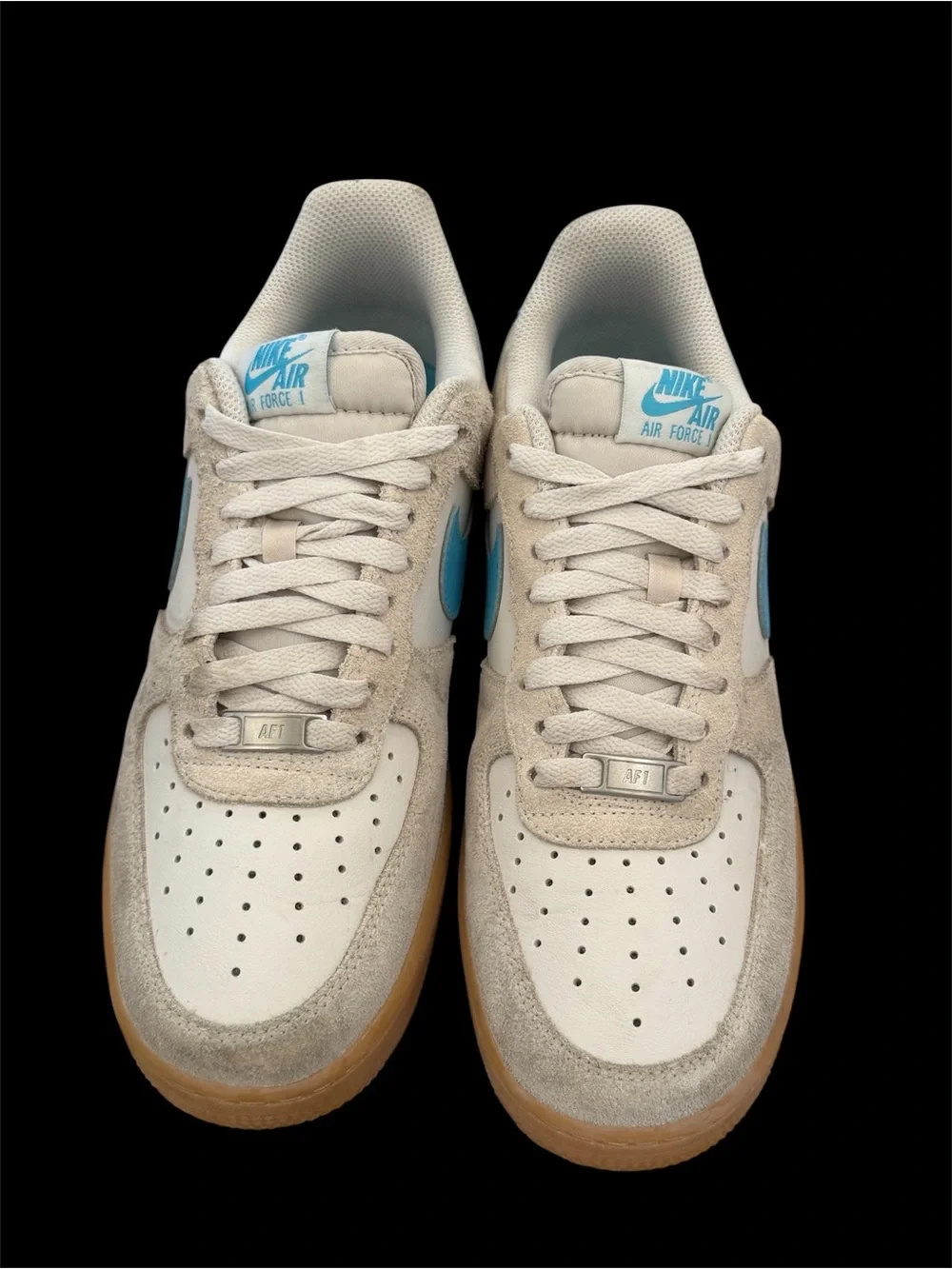 Nike Men's Sneakers - Cream, Tan & Light Blue Accents